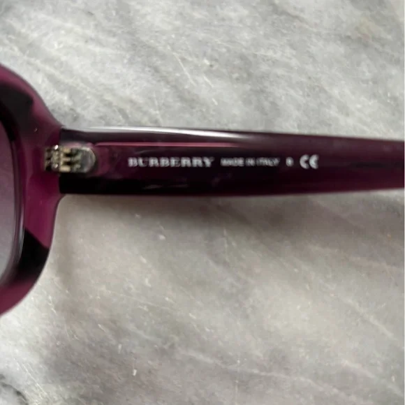Burberry Trench BE4081 Sunglasses in Plum Marble with Dark  display picture 3